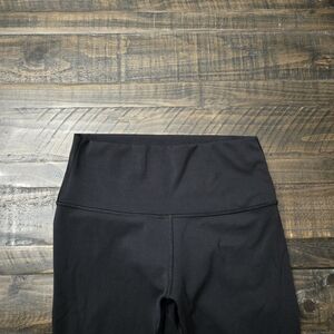 LULULEMON Wunder Under Luxtreme Crop Leggings |‎ 6